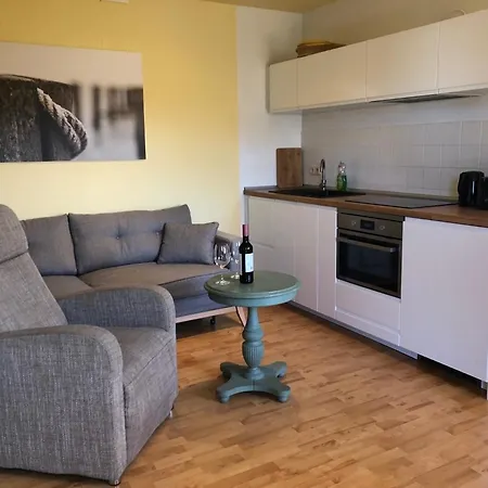 Fewo Anton アパート *